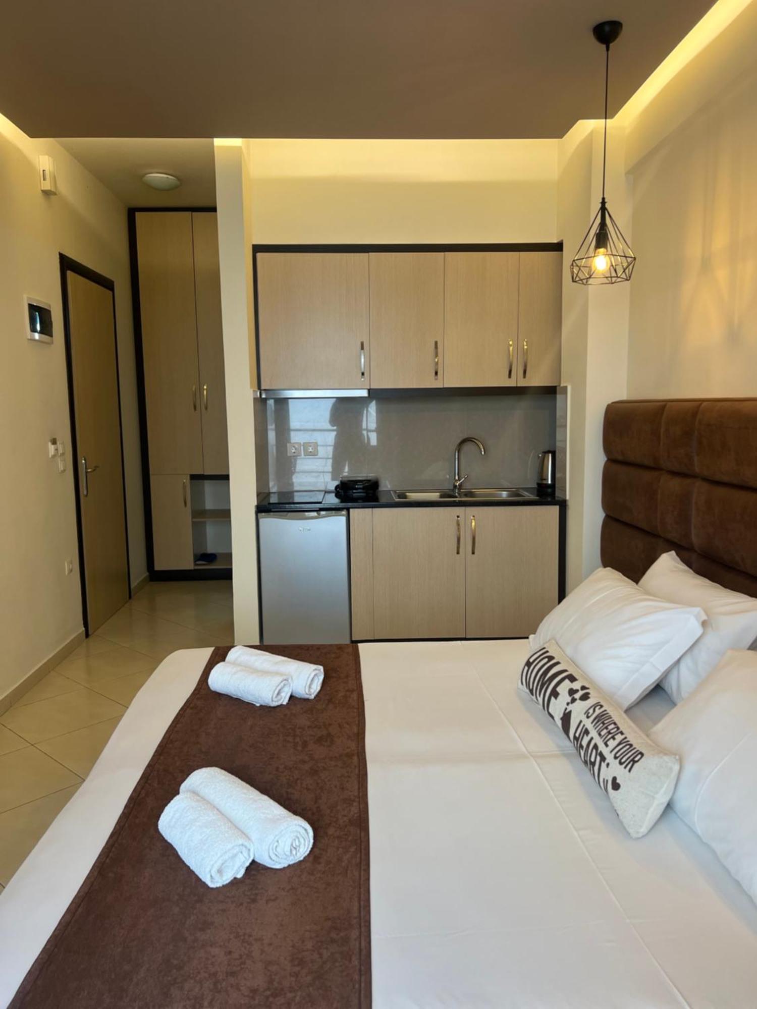 Ansi Paradiso Apartaments Саранде Екстериор снимка