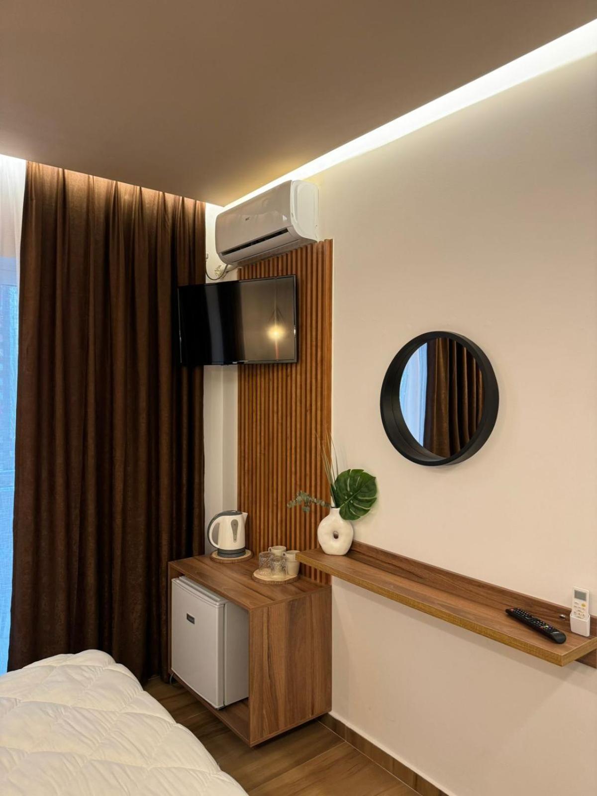 Ansi Paradiso Apartaments Саранде Екстериор снимка