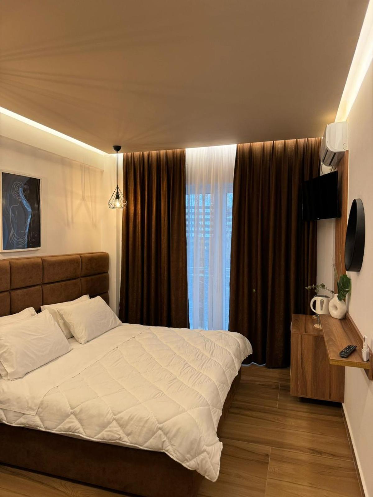 Ansi Paradiso Apartaments Саранде Екстериор снимка